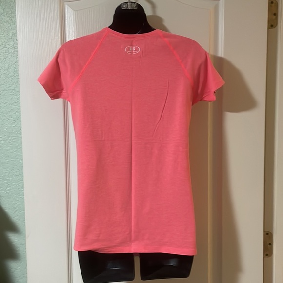 Under Armour shirt - Picture 2 of 3